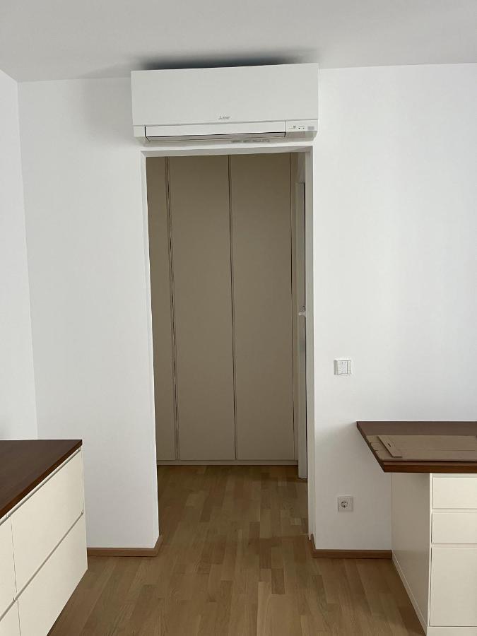 Luxusappartement Mit Garage Im Zentrum Wiener Neustadt Exterior photo